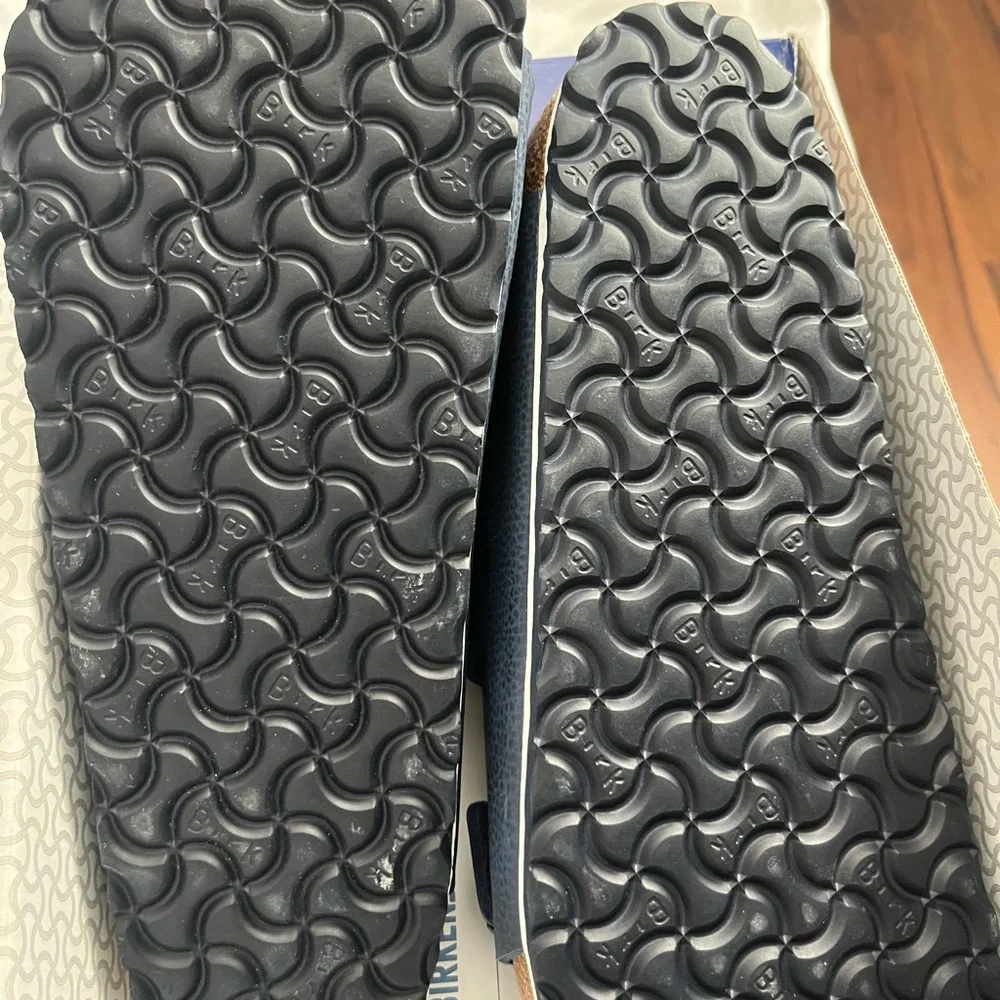 Birkenstock Men's Blue Textured Sandals - Picture 2 of 6
